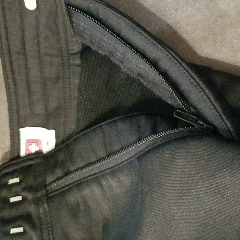 Schoeller of Switzerland black vintage pants size 10 - Picture 10 of 11